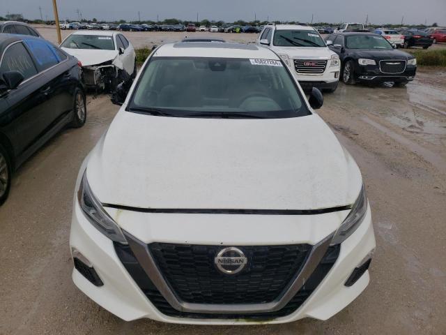 1N4BL4CVXMN366321 - 2021 NISSAN ALTIMA SR WHITE photo 9