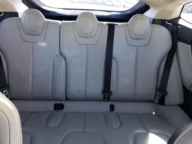 5YJSA1CN5CFP01660 - 2012 TESLA MODEL S 白色 照片 10