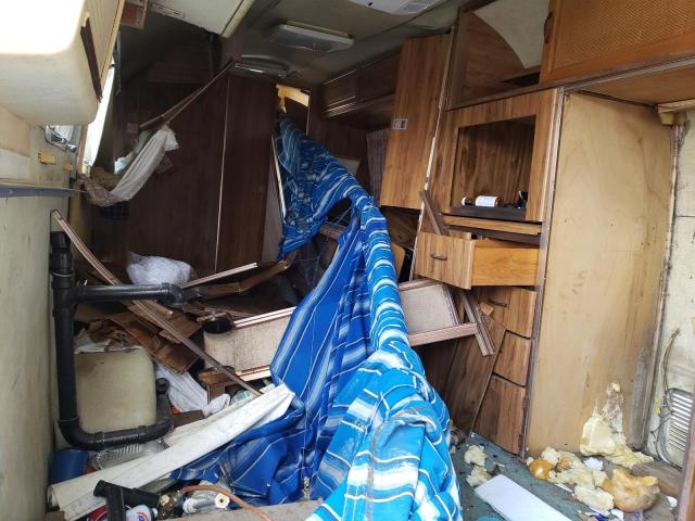 1STTEAR25CJ501099 - 1982 AIRS EXCELLA 银色 照片 6