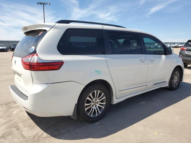 5TDYZ3DC6LS083983 - 2020 TOYOTA SIENNA XLE WHITE photo 3