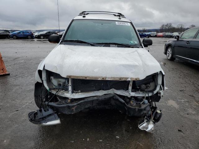 1GKET16S446236072 - 2004 GMC ENVOY XL WHITE photo 5