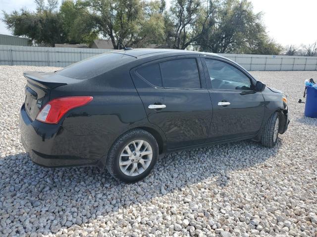 3N1CN7AP7JL870290 - 2018 NISSAN VERSA S BLACK photo 3