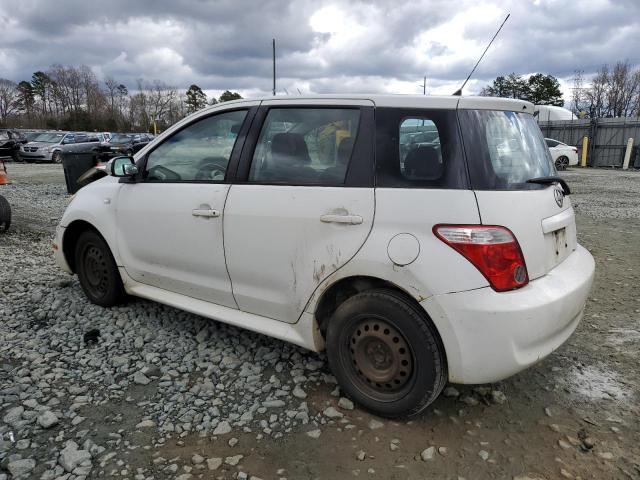 JTKKT624260136540 - 2006 TOYOTA SCION XA WHITE photo 2