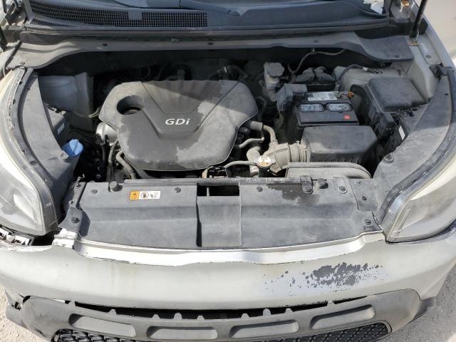 KNDJN2A28F7808856 - 2015 KIA SOUL SILVER photo 11