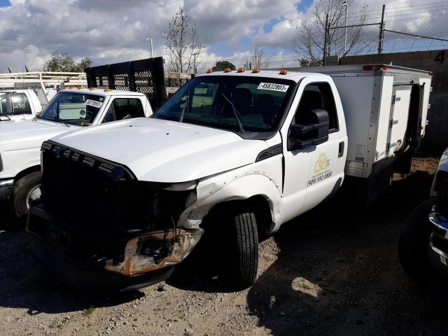 1FDUF5GY5CEB43764 - 2012 FORD F550 SUPER DUTY WHITE photo 1