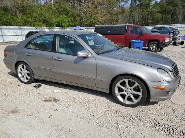 WDBUF87X48B283745 - 2008 MERCEDES-BENZ E 350 4MATIC SILVER photo 4