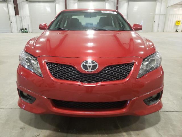 4T1BF3EK8BU670499 - 2011 TOYOTA CAMRY BASE RED photo 5