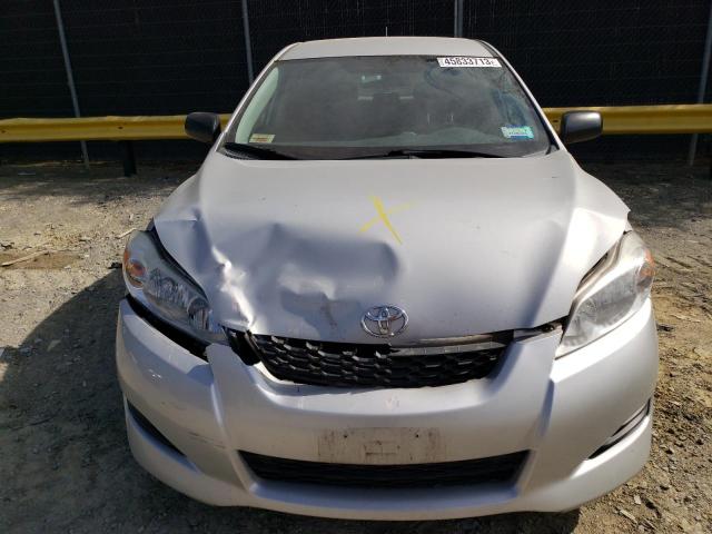 2T1KU4EE8EC135491 - 2014 TOYOTA MATRIX BASE SILVER photo 5