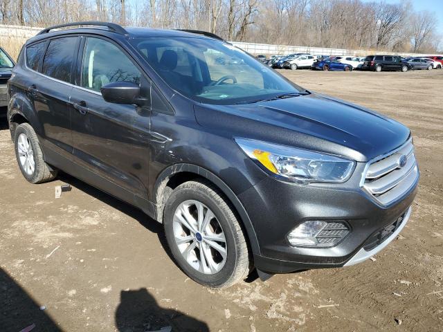 1FMCU9GD2JUD28461 - 2018 FORD ESCAPE SE GRAY photo 4