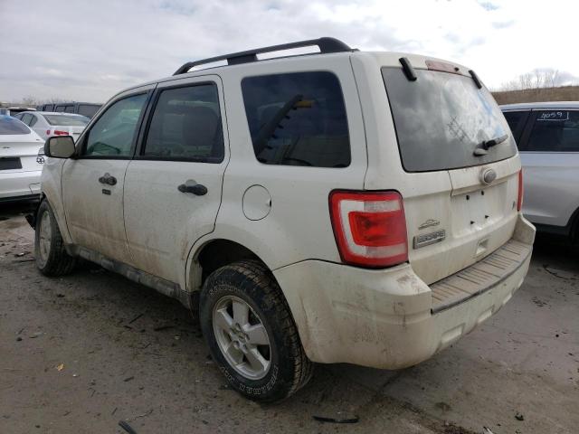 1FMCU9DG2BKA92535 - 2011 FORD ESCAPE XLT WHITE photo 2