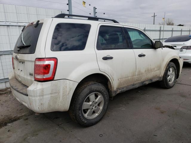 1FMCU9DG2BKA92535 - 2011 FORD ESCAPE XLT WHITE photo 3