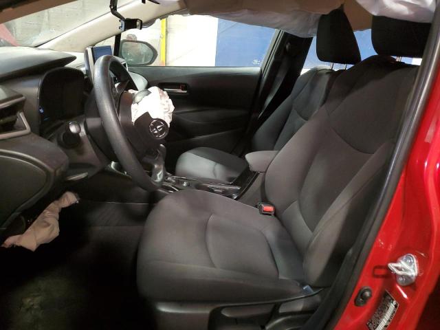 5YFEPMAEXMP180022 - 2021 TOYOTA COROLLA LE RED photo 7