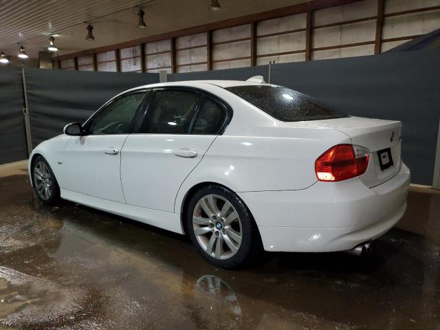 WBAVA33568KX88422 - 2008 BMW 328 I WHITE photo 2