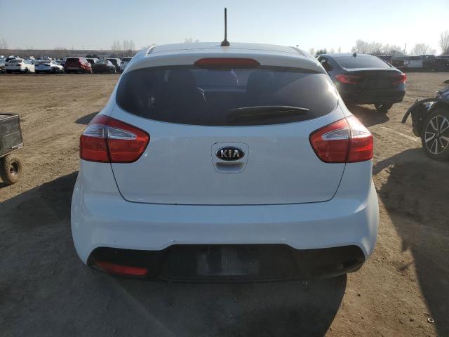 KNADM5A3XF6968380 - 2015 KIA RIO LX WHITE photo 6