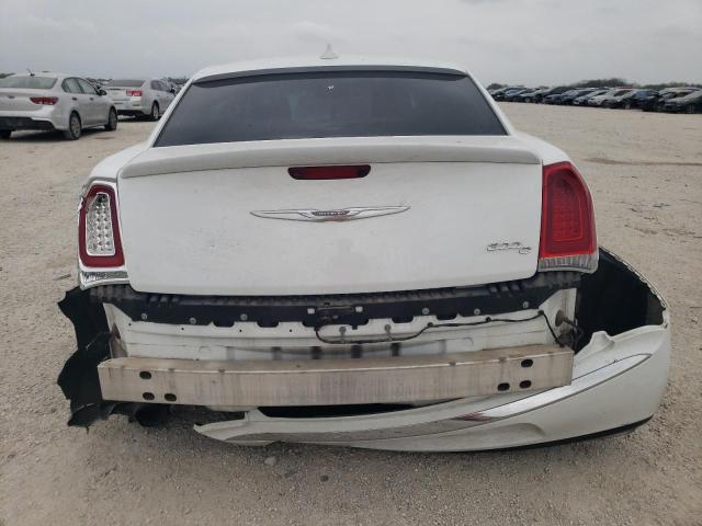 2C3CCAEG1GH190143 - 2016 CHRYSLER 300C WHITE photo 6