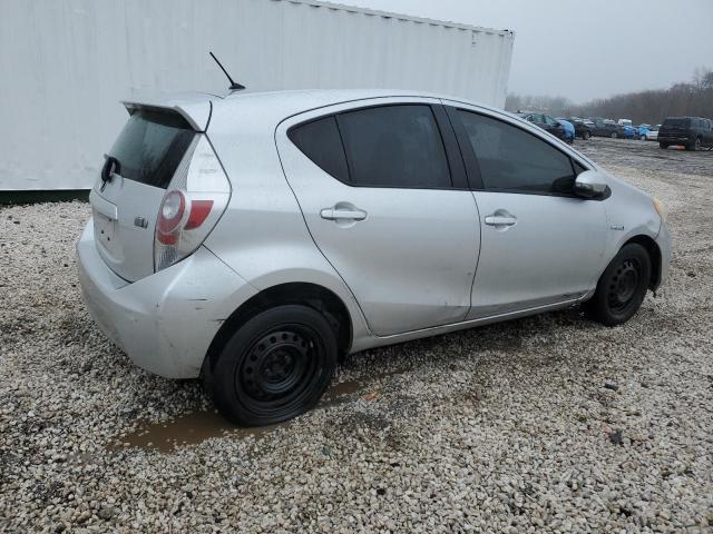 JTDKDTB31D1542147 - 2013 TOYOTA PRIUS C SILVER photo 3