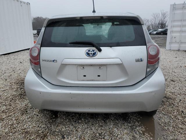 JTDKDTB31D1542147 - 2013 TOYOTA PRIUS C SILVER photo 6