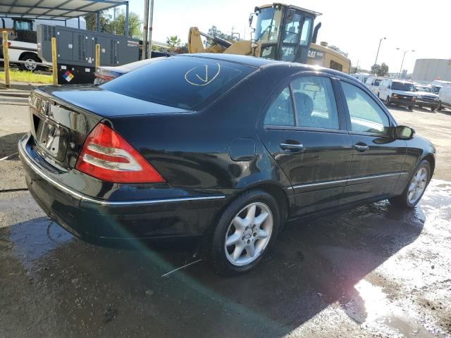 WDBRF61J04F553846 - 2004 MERCEDES-BENZ C 240 BLACK photo 3