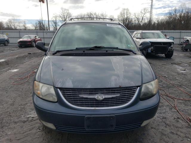 2C8GP64L52R533244 - 2002 CHRYSLER TOWN & COU LIMITED BLUE photo 5