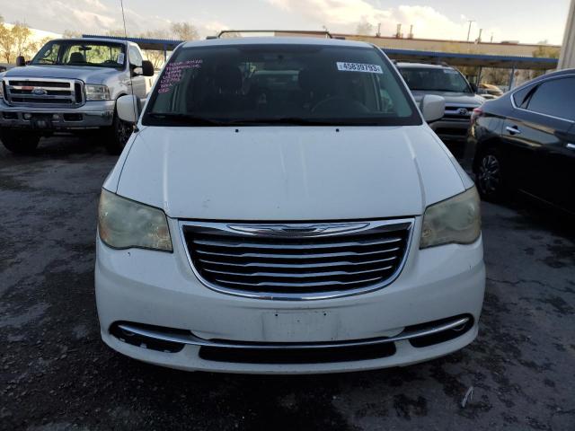 2A4RR5DG1BR785942 - 2011 CHRYSLER TOWN & COU TOURING WHITE photo 5