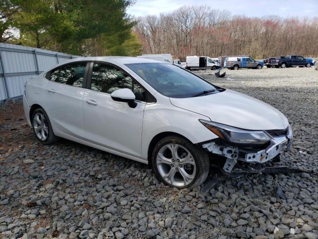 1G1BF5SM9K7126560 - 2019 CHEVROLET CRUZE PREMIER WHITE photo 4