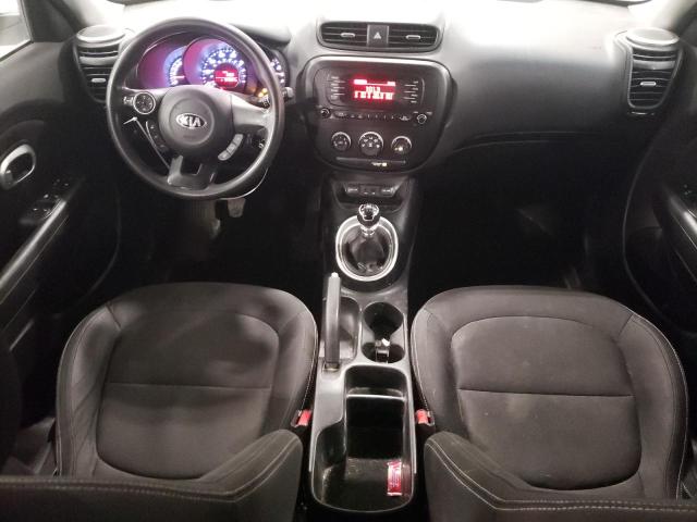 KNDJN2A20F7143130 - 2015 KIA SOUL WHITE photo 8