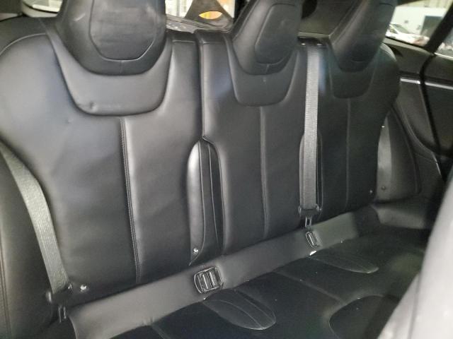 5YJSA1E21GF135750 - 2016 TESLA MODEL S BLACK photo 10