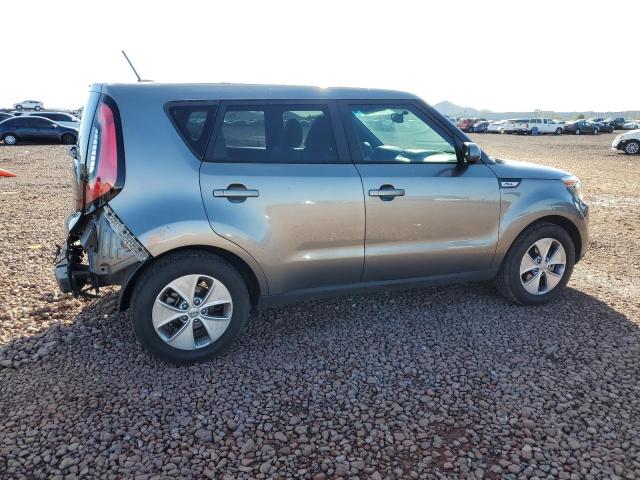 KNDJN2A28G7323568 - 2016 KIA SOUL GRAY photo 3