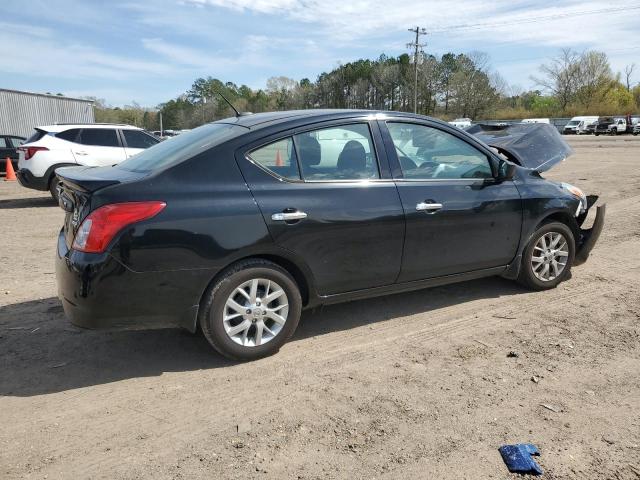 3N1CN7AP0JL831881 - 2018 NISSAN VERSA S BLACK photo 3