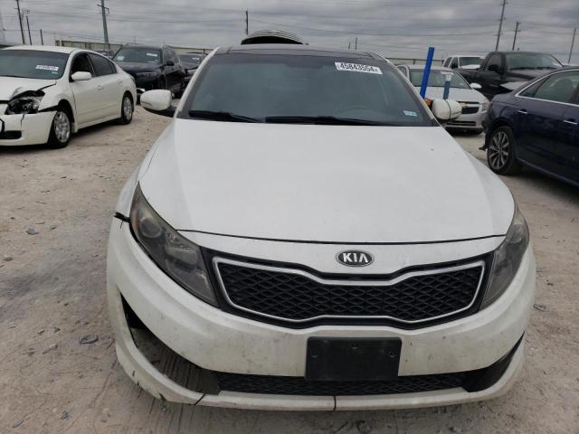 5XXGR4A63DG132012 - 2013 KIA OPTIMA SX WHITE photo 5