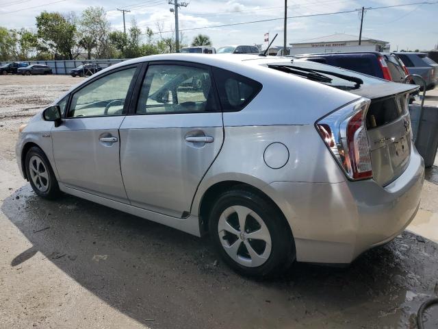 JTDKN3DU6D5572398 - 2013 TOYOTA PRIUS SILVER photo 2