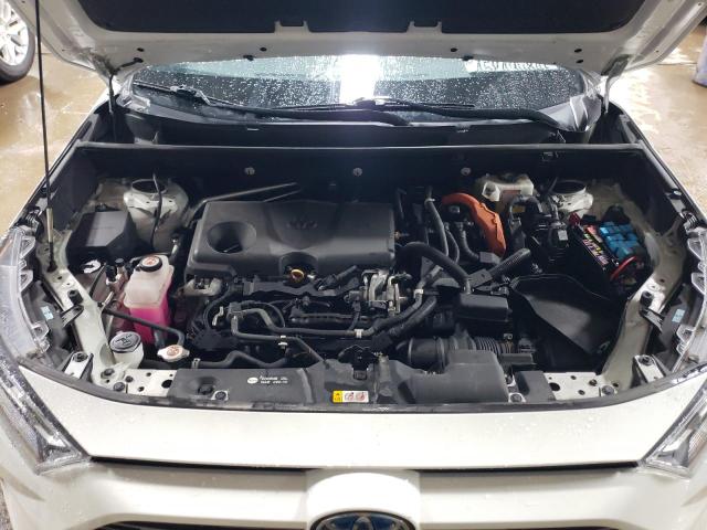 2T3EWRFV8LW054920 - 2020 TOYOTA RAV4 XSE WHITE photo 11