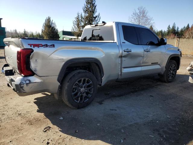 5TFLA5DA0NX026445 - 2022 TOYOTA TUNDRA DOUBLE CAB SR SILVER photo 3