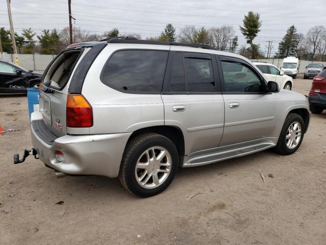 1GKET63M262310618 - 2006 GMC ENVOY DENALI SILVER photo 3