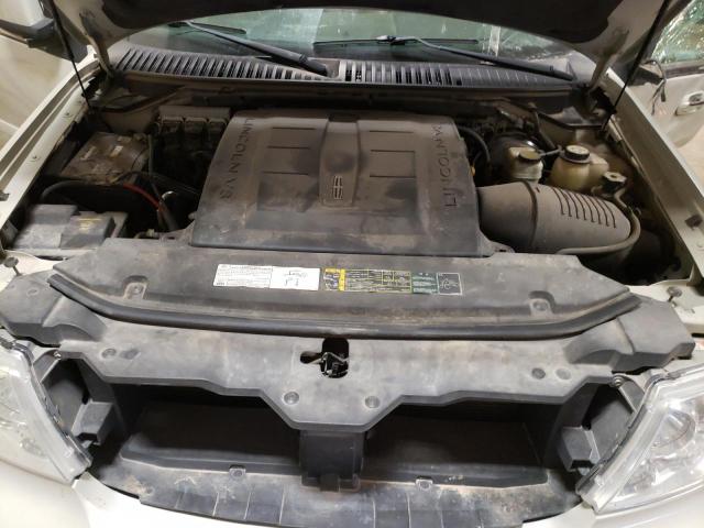 5LMFU27516LJ22569 - 2006 LINCOLN NAVIGATOR თეთრი ფოტო 12