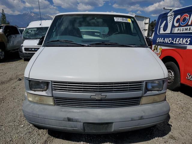 1GCDM19W6WB158245 - 1998 CHEVROLET ASTRO WHITE photo 5