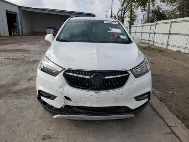 KL4CJ1SB8KB707086 - 2019 BUICK ENCORE SPORT TOURING WHITE photo 5