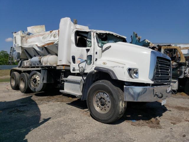 1FVMG3DV9LHLZ5813 - 2020 FREIGHTLINER 114SD WHITE photo 1