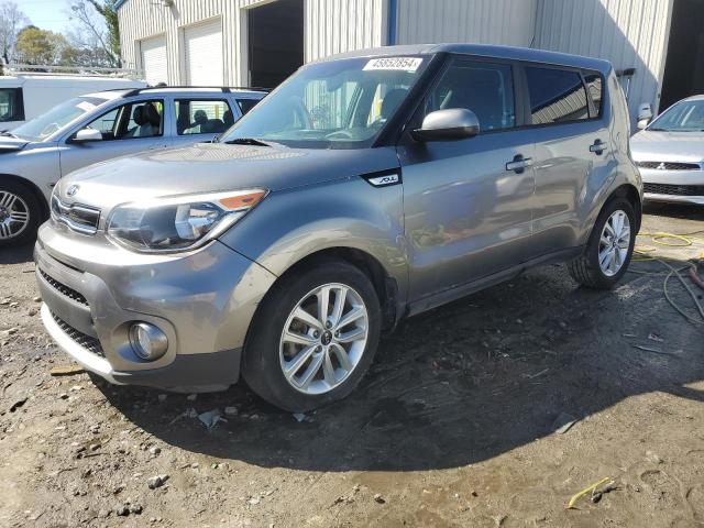 KNDJP3A53J7575469 - 2018 KIA SOUL + GRAY photo 1