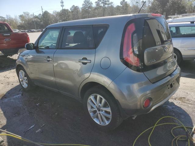 KNDJP3A53J7575469 - 2018 KIA SOUL + GRAY photo 2