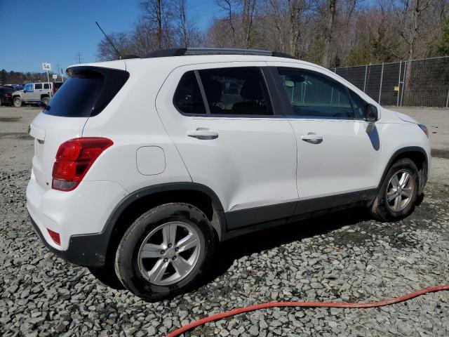 3GNCJLSB7LL173393 - 2020 CHEVROLET TRAX 1LT WHITE photo 3