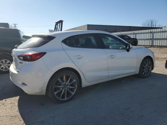 3MZBN1L38JM218978 - 2018 MAZDA 3 TOURING WHITE photo 3
