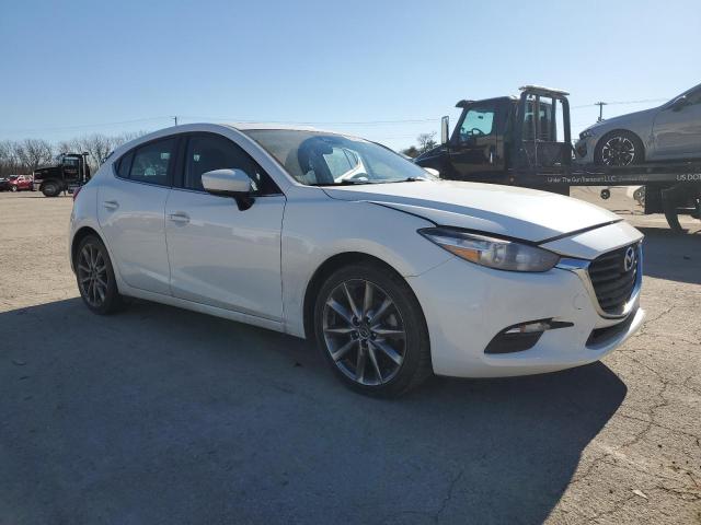 3MZBN1L38JM218978 - 2018 MAZDA 3 TOURING WHITE photo 4