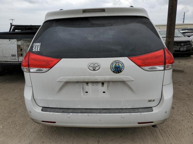 5TDYK3DC6ES484991 - 2014 TOYOTA SIENNA XLE WHITE photo 6