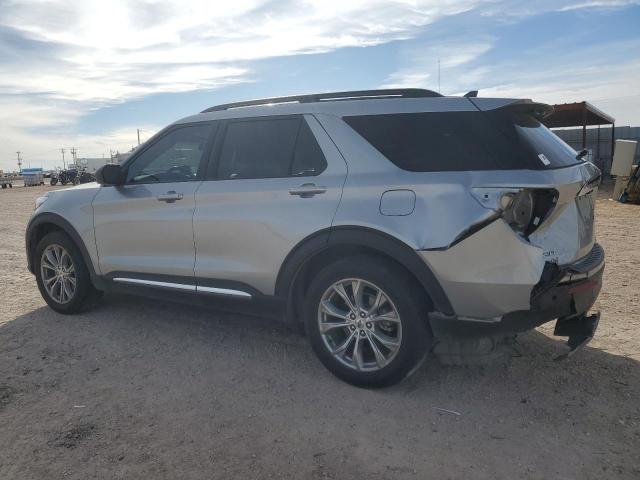 1FMSK7DH1MGA30449 - 2021 FORD EXPLORER XLT SILVER photo 2