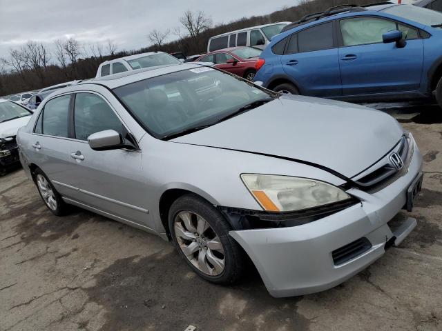 1HGCM56857A171926 - 2007 HONDA ACCORD EX SILVER photo 4