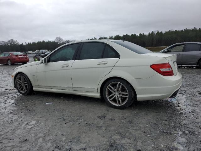 WDDGF4HB4CR218359 - 2012 MERCEDES-BENZ C 250 WHITE photo 2