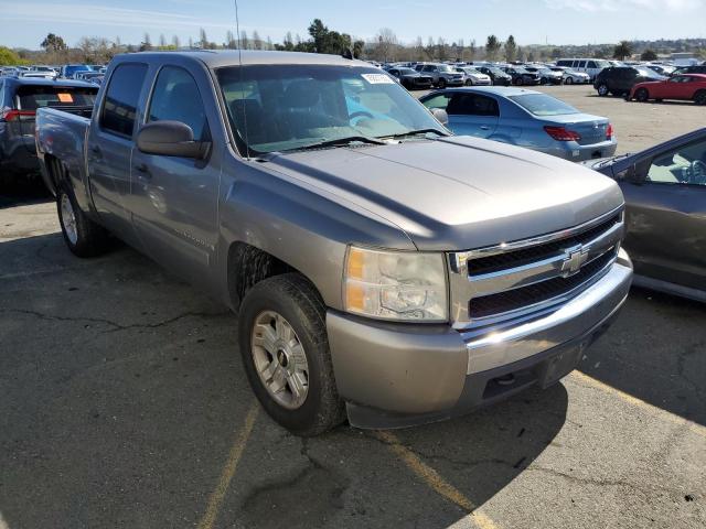 3GCEK13MX7G552311 - 2007 CHEVROLET SILVERADO K1500 CREW CAB GRAY photo 4