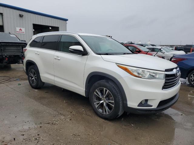 5TDKKRFH2GS152471 - 2016 TOYOTA HIGHLANDER XLE WHITE photo 4
