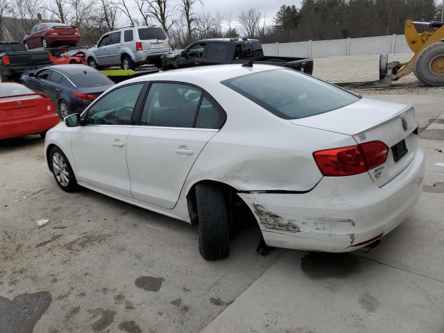 3VWD17AJXEM372977 - 2014 VOLKSWAGEN JETTA SE WHITE photo 2